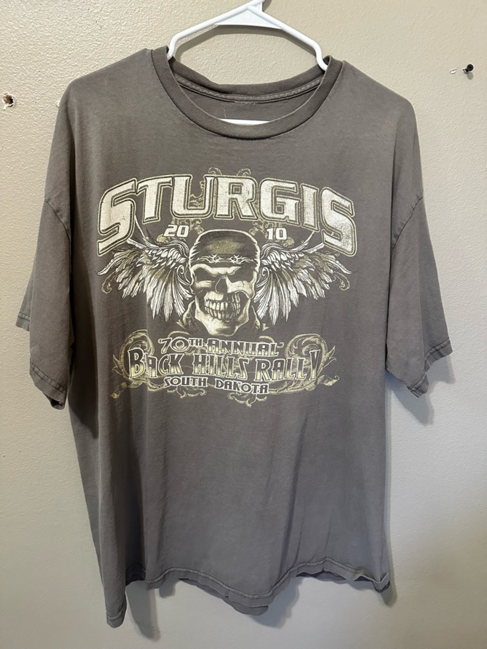 Sturgis 2010 70th Annual Black Hills Rally Skull Graphic T-Shirt